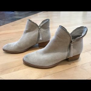 Jeffrey Campbell Crockett zipper trim booties
